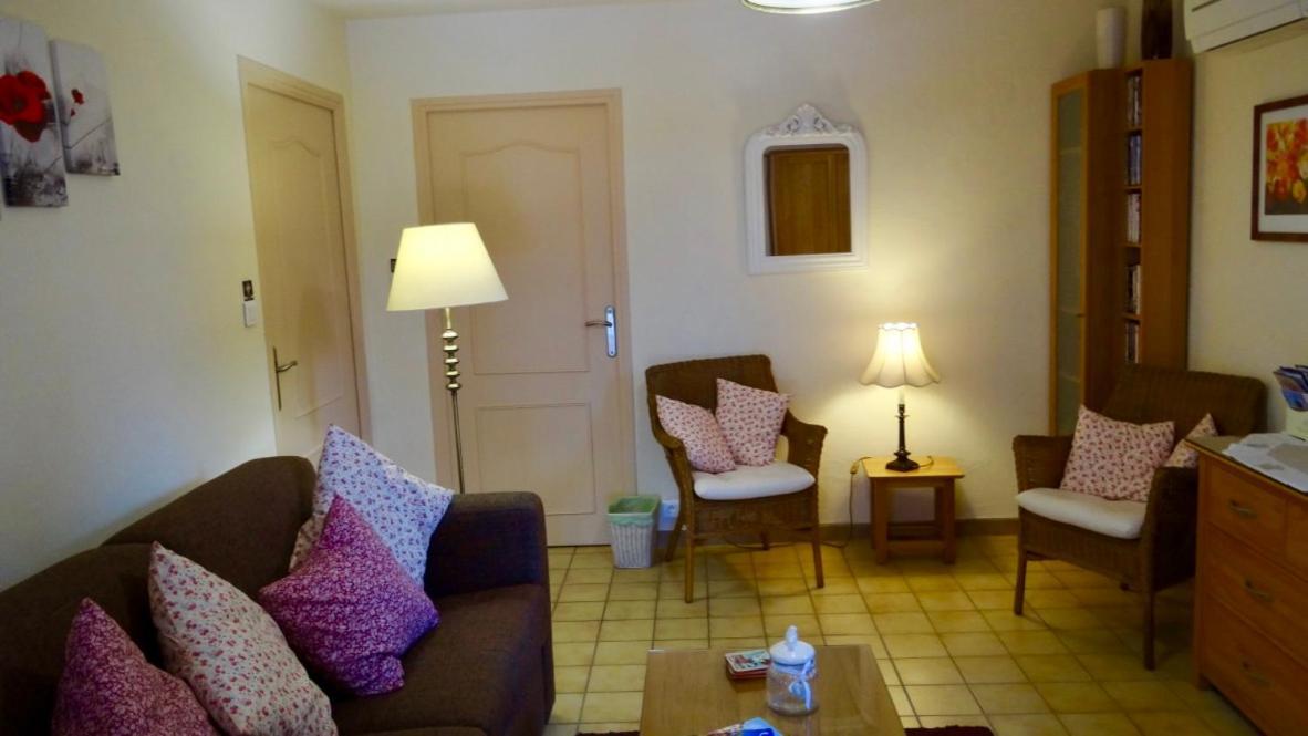 Gite L'Escapade Saint-Saturnin-d'Apt Eksteriør billede