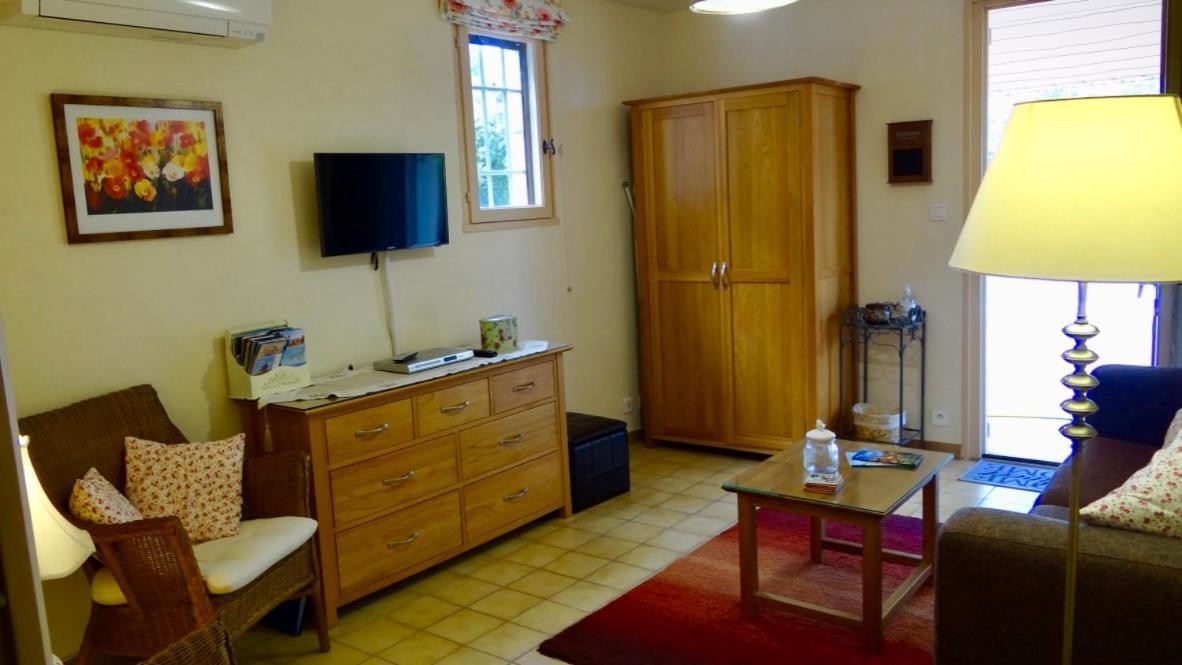Gite L'Escapade Saint-Saturnin-d'Apt Eksteriør billede